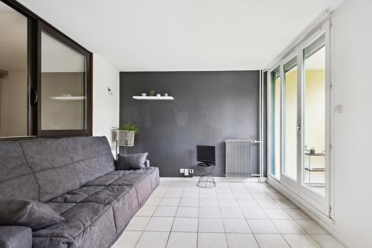 Le Glatigny- Chesnay Apartment เลอเชอส์เนย์ ภายนอก รูปภาพ