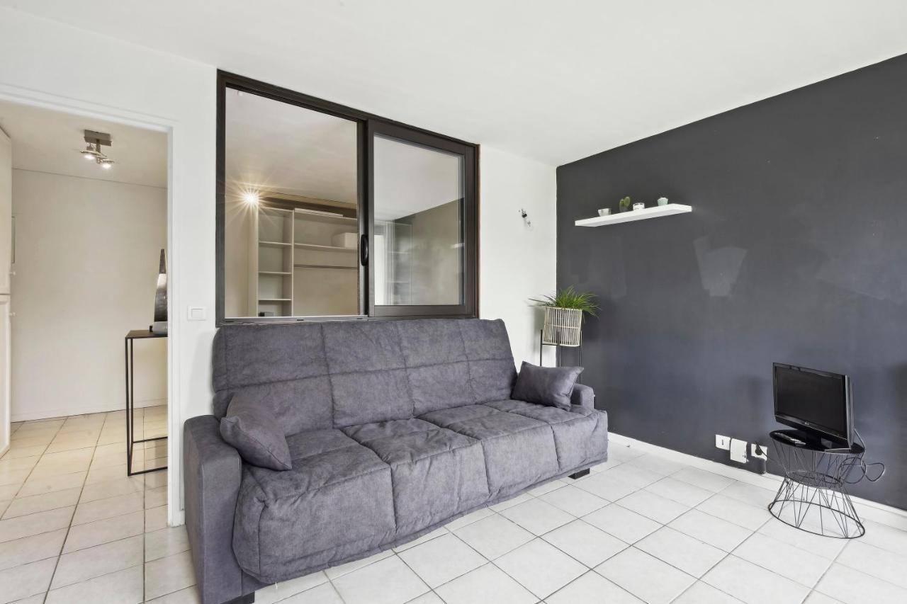 Le Glatigny- Chesnay Apartment เลอเชอส์เนย์ ภายนอก รูปภาพ