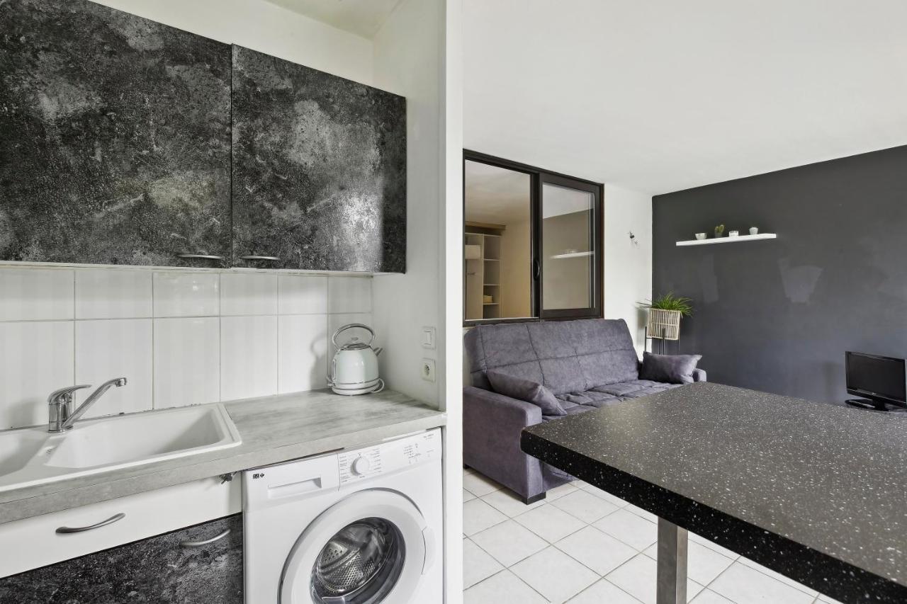 Le Glatigny- Chesnay Apartment เลอเชอส์เนย์ ภายนอก รูปภาพ